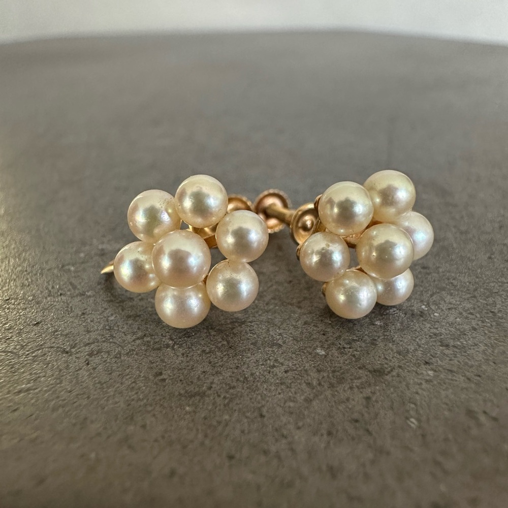 Vintage 18K Gold Pearl Cluster Floral Motif Screw Back Earrings